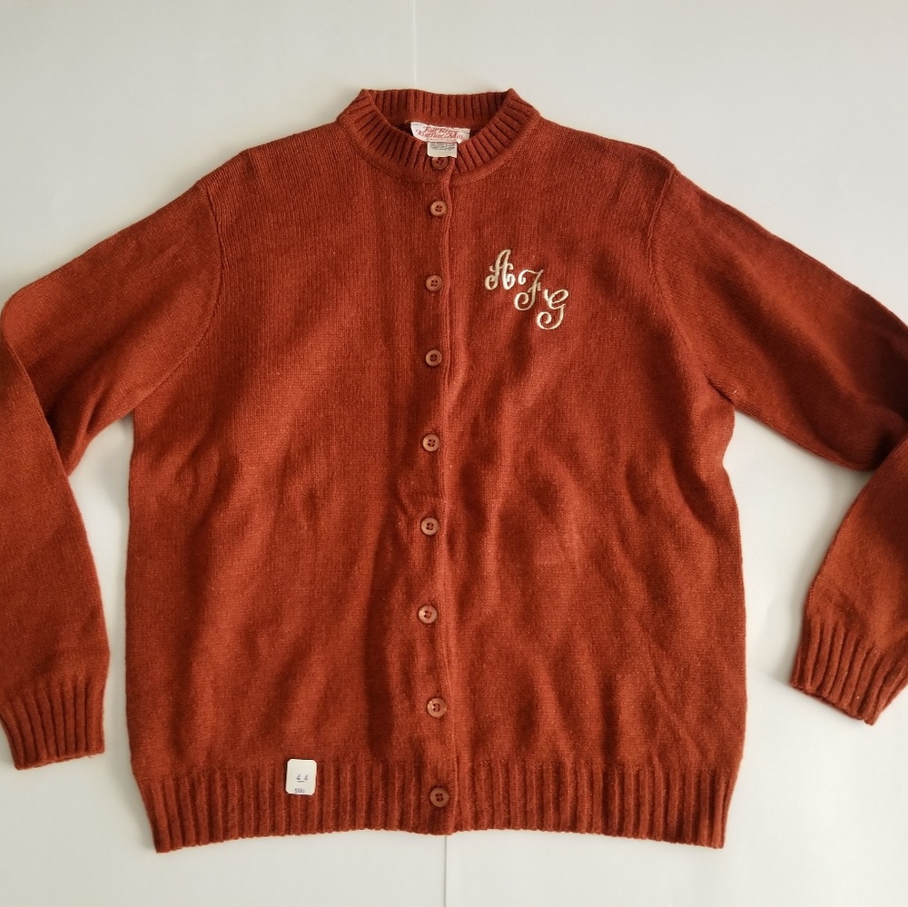 Fall River Knitting Mills Vintage Sweater Sz 44